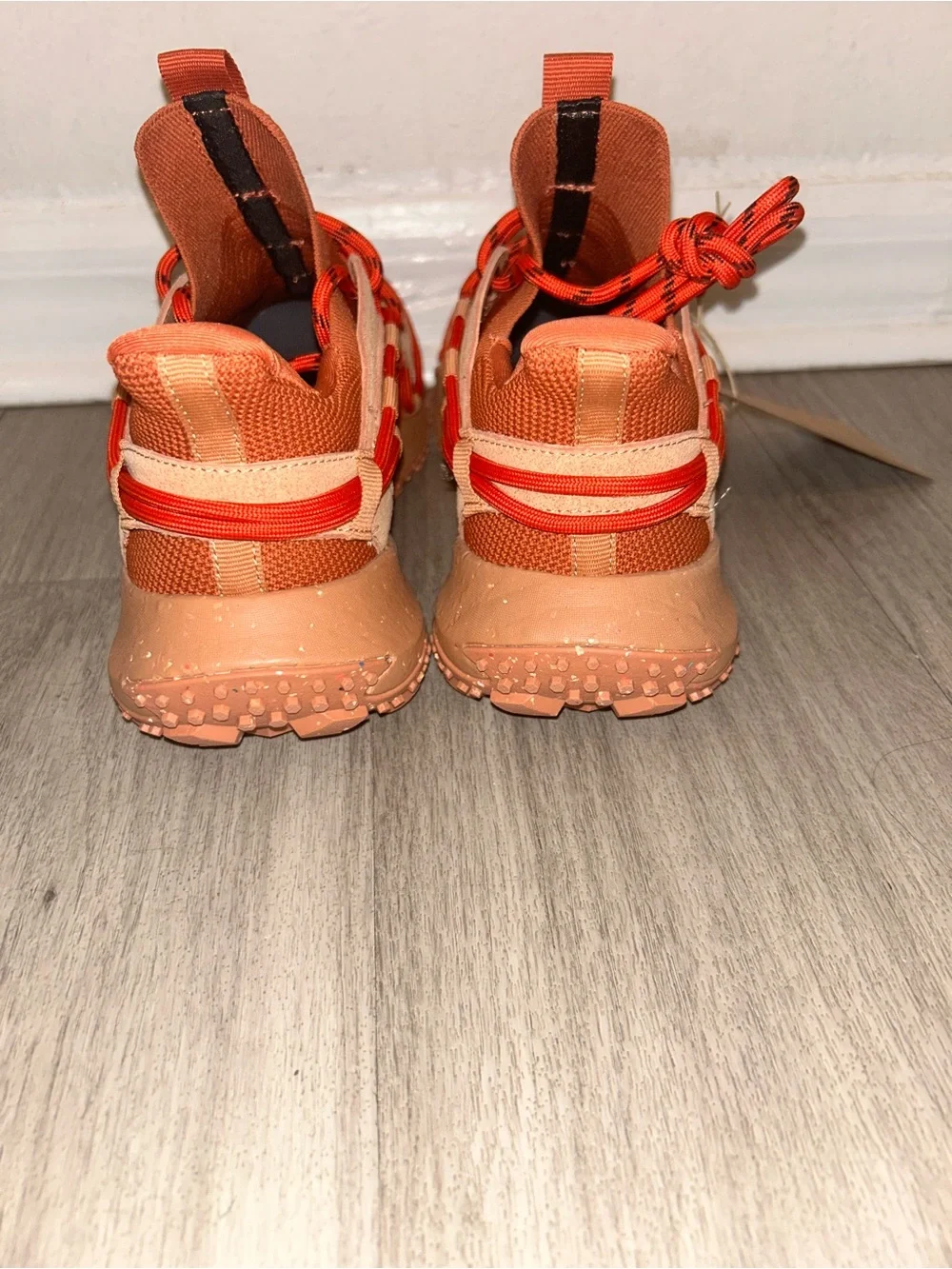 HOLO Footwear Women Zeus Terracotta Trail, Hiking Sneakers, Size 10, NWT, No Box